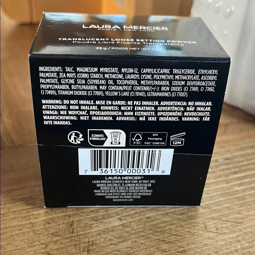 laura mercier Translucent Loose Setting Powder